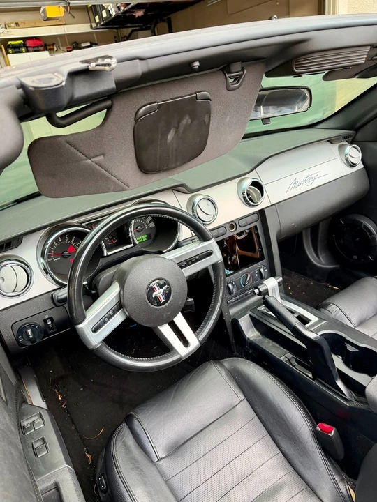 2006 Ford S197 Mustang GT - Image 11 of 14