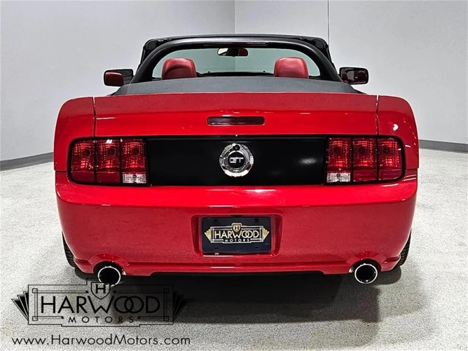 2006 Ford S197 Mustang GT - Image 8 of 31