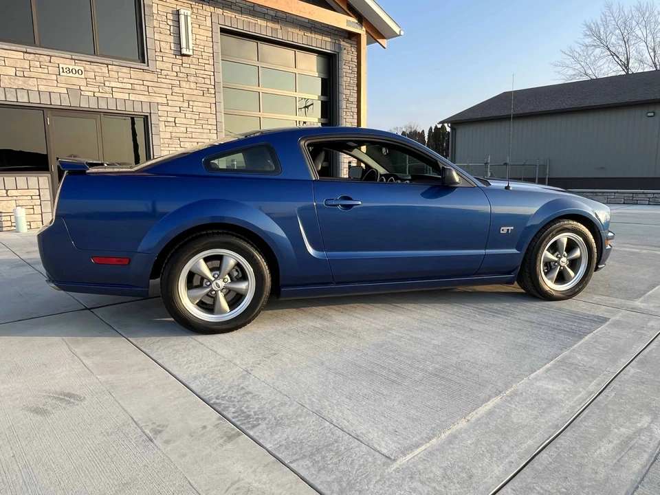 2006 Ford S197 Mustang GT - Image 5 of 31