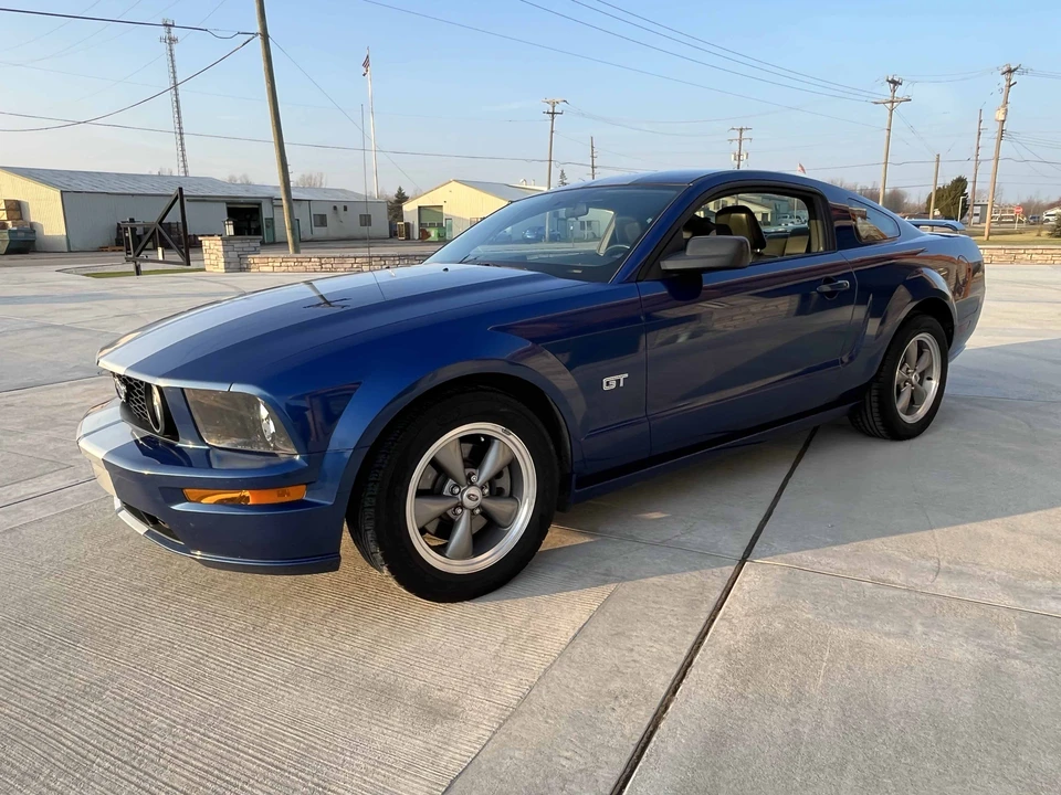 2006 Ford S197 Mustang GT - Image 9 of 31