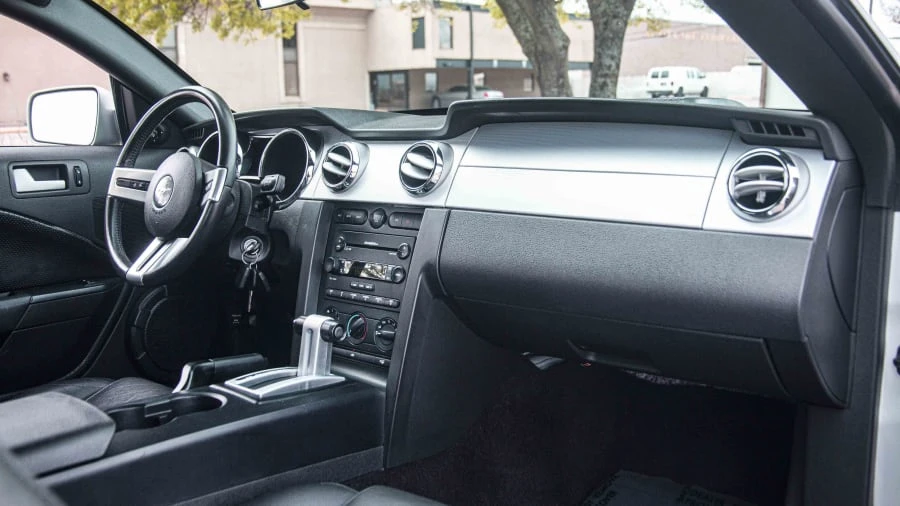 2006 Ford S197 Mustang - Image 5 of 18