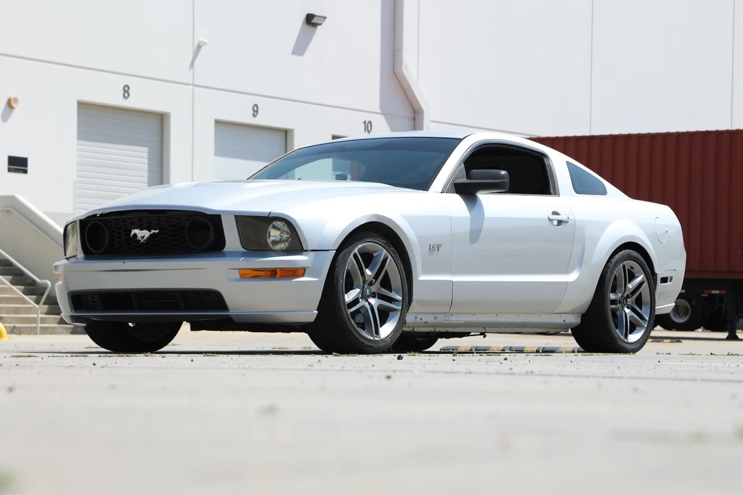 2006 Ford S197 Mustang GT - Image 3 of 27