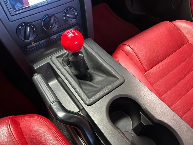 2006 Ford S197 Mustang GT - Image 13 of 23