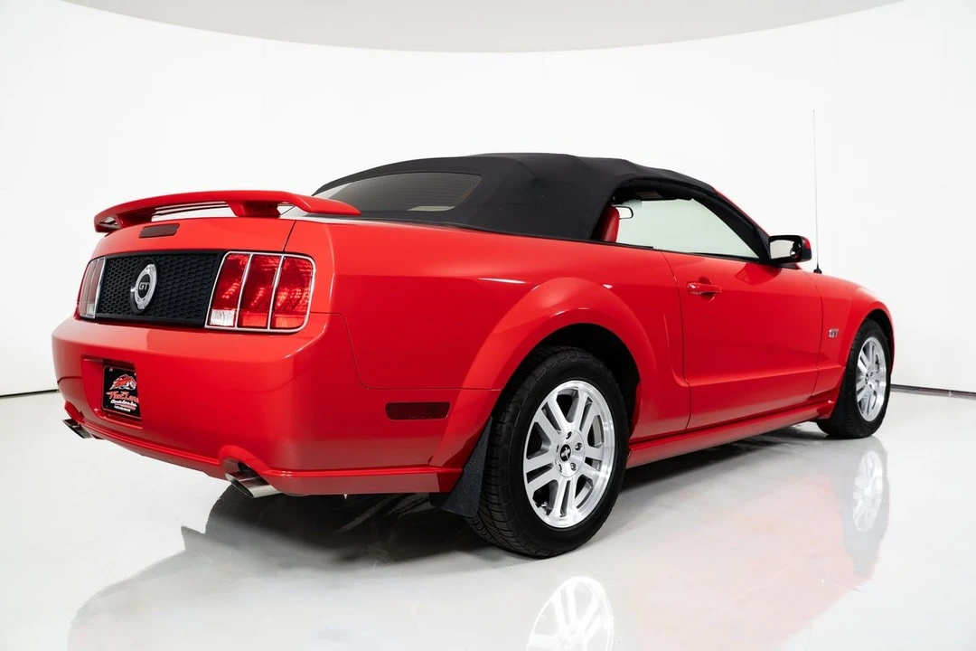2006 Ford S197 Mustang - Image 13 of 31
