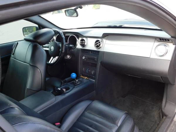 2006 Ford S197 Mustang - Image 11 of 12