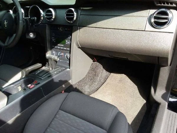 2006 Ford S197 Mustang - Image 8 of 11