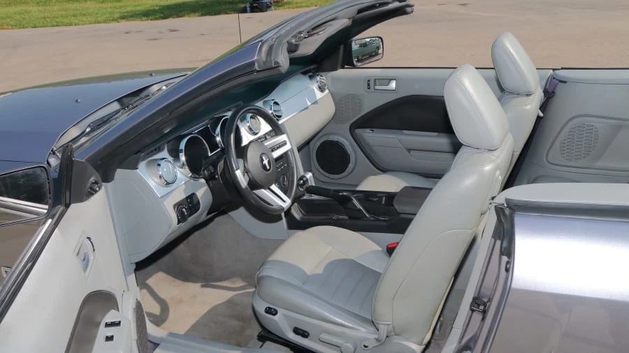 2006 Ford S197 Mustang - Image 4 of 12