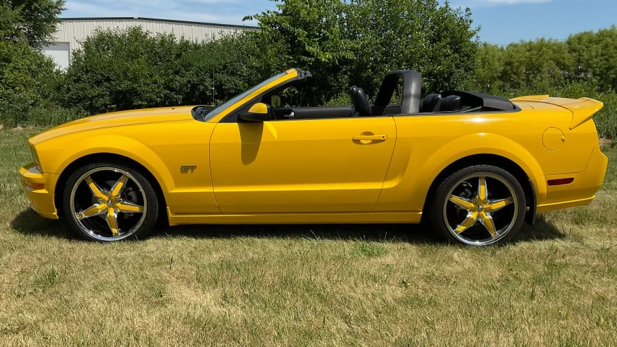 2006 Ford S197 Mustang GT - Image 2 of 13