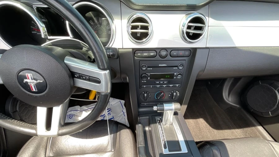 2006 Ford S197 Mustang GT - Image 10 of 13