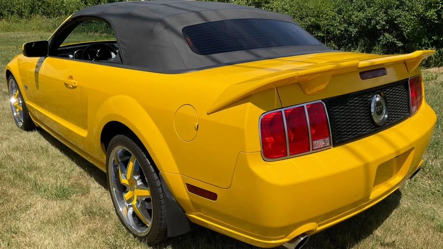 2006 Ford S197 Mustang GT - Image 13 of 13