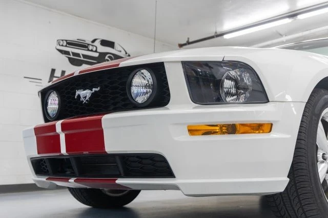 2006 Ford S197 Mustang GT - Image 24 of 31