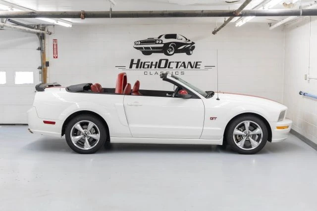 2006 Ford S197 Mustang GT - Image 7 of 31