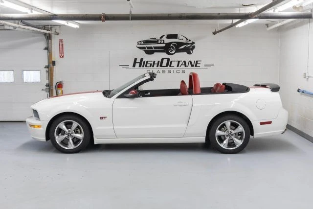 2006 Ford S197 Mustang GT - Image 3 of 31