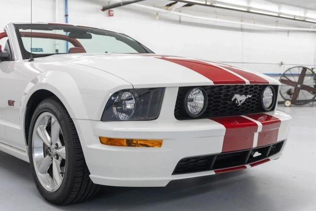2006 Ford S197 Mustang GT - Image 16 of 31
