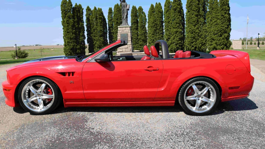 2006 Ford S197 Mustang - Image 2 of 19