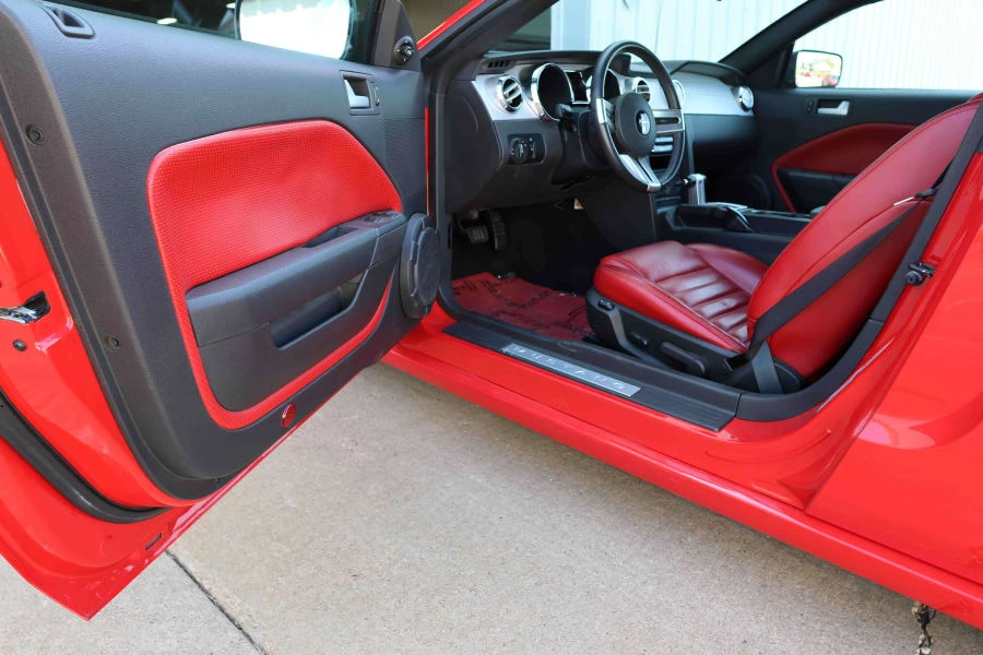 2006 Ford S197 Mustang - Image 14 of 19