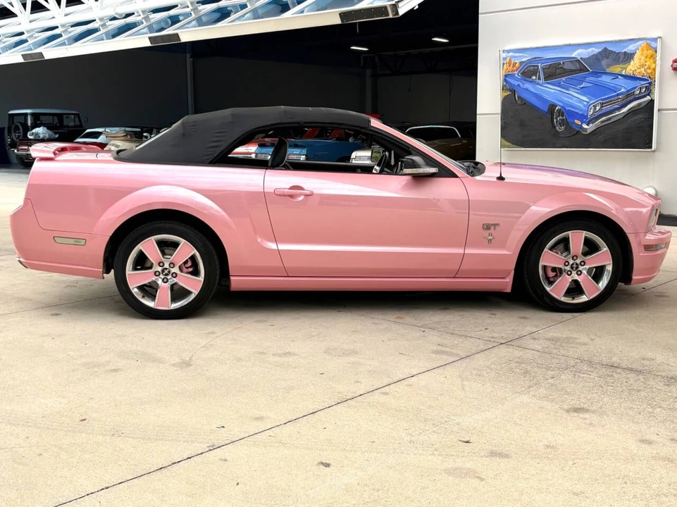 2006 Ford S197 Mustang GT - Image 23 of 31