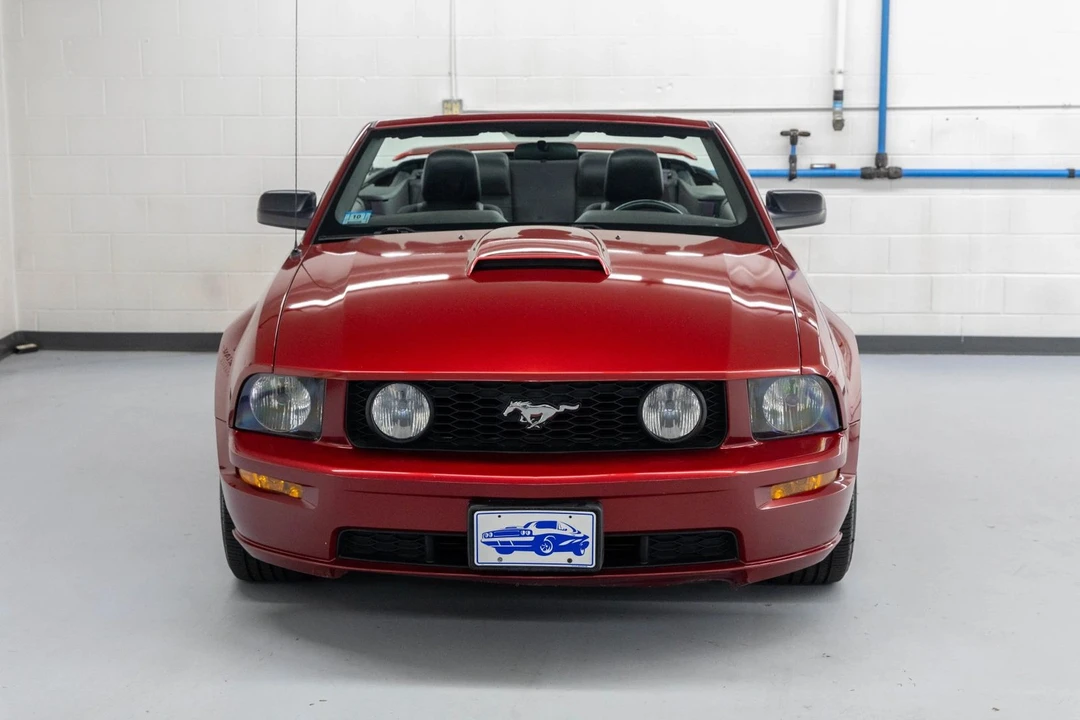 2006 Ford S197 Mustang GT - Image 2 of 25