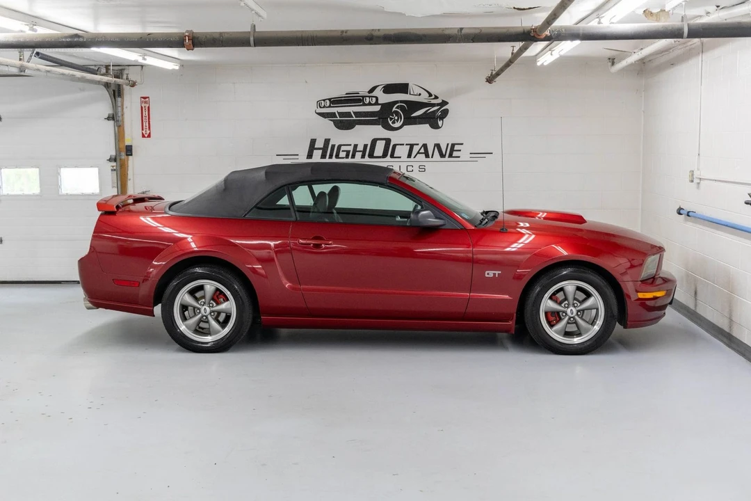 2006 Ford S197 Mustang GT - Image 8 of 25