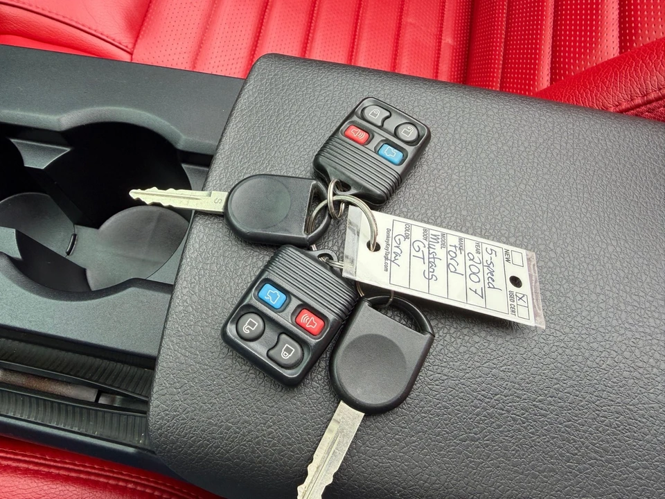 2006 Ford S197 Mustang - Image 10 of 21