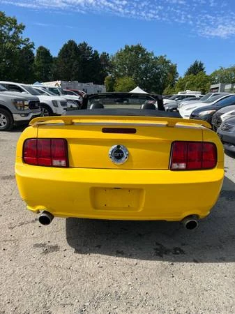 2006 Ford S197 Mustang - Image 11 of 12