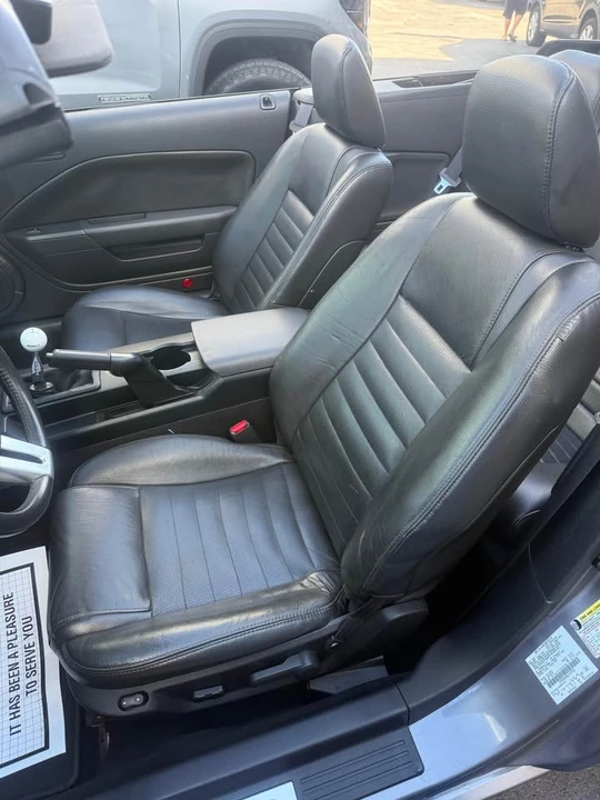 2006 Ford S197 Mustang GT - Image 13 of 17