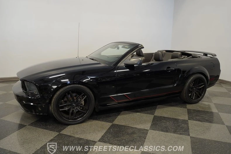 2006 Ford S197 Mustang GT - Image 7 of 31