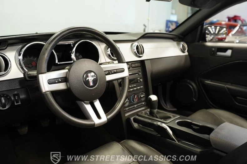 2006 Ford S197 Mustang GT - Image 22 of 31