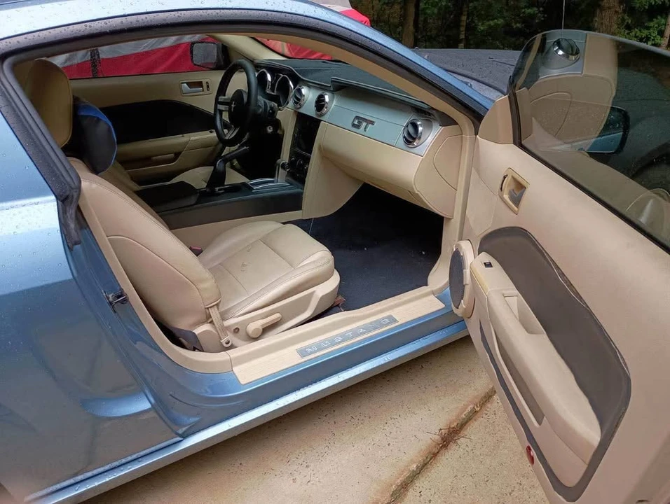 2006 Ford S197 Mustang GT - Image 8 of 10