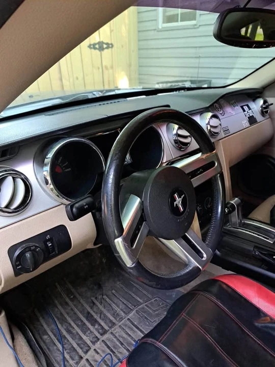 2006 Ford S197 Mustang GT - Image 11 of 12