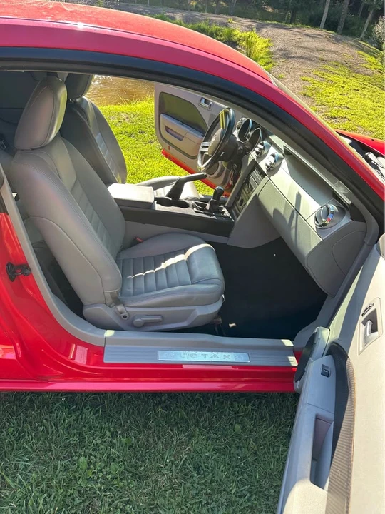 2006 Ford S197 Mustang GT - Image 10 of 12