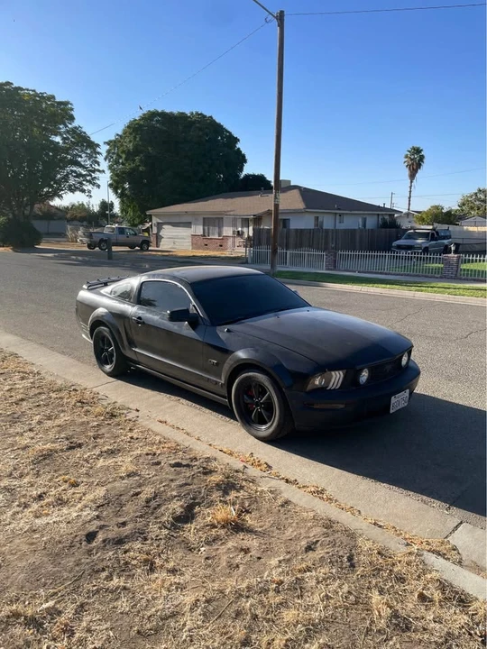 2006 Ford S197 Mustang GT - Image 2 of 4
