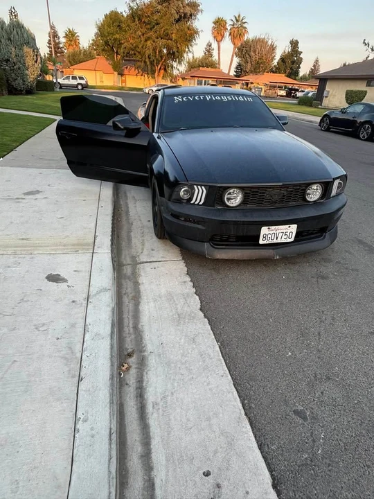 2006 Ford S197 Mustang GT - Image 3 of 4