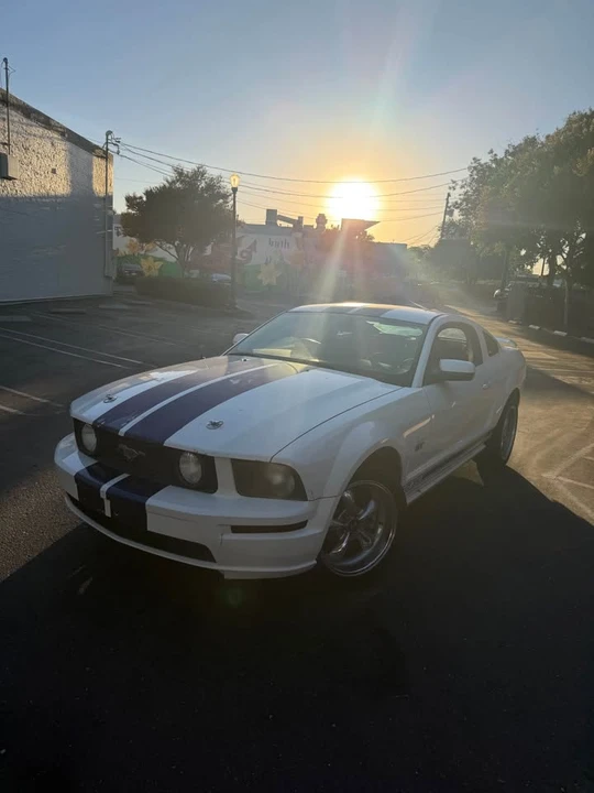 2006 Ford S197 Mustang GT - Image 5 of 11