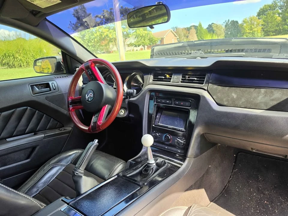 2006 Ford S197 Mustang GT - Image 10 of 13