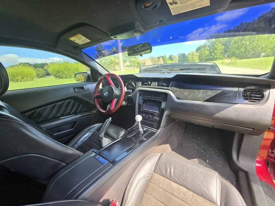2006 Ford S197 Mustang GT - Image 12 of 13