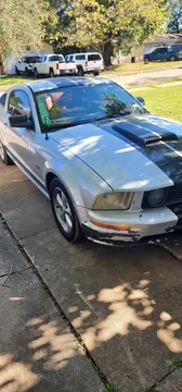 2006 Ford Mustang GT Coupe 2D