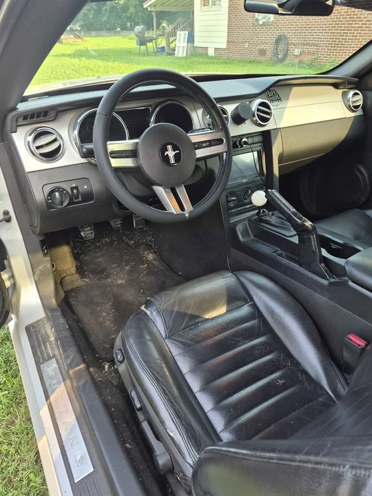 2006 Ford S197 Mustang GT - Image 8 of 19
