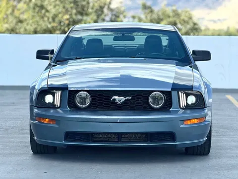 2006 Ford Mustang GT Coupe 2D