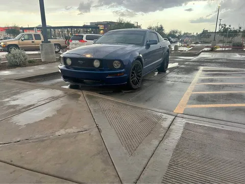 2006 Ford Mustang GT Coupe 2D