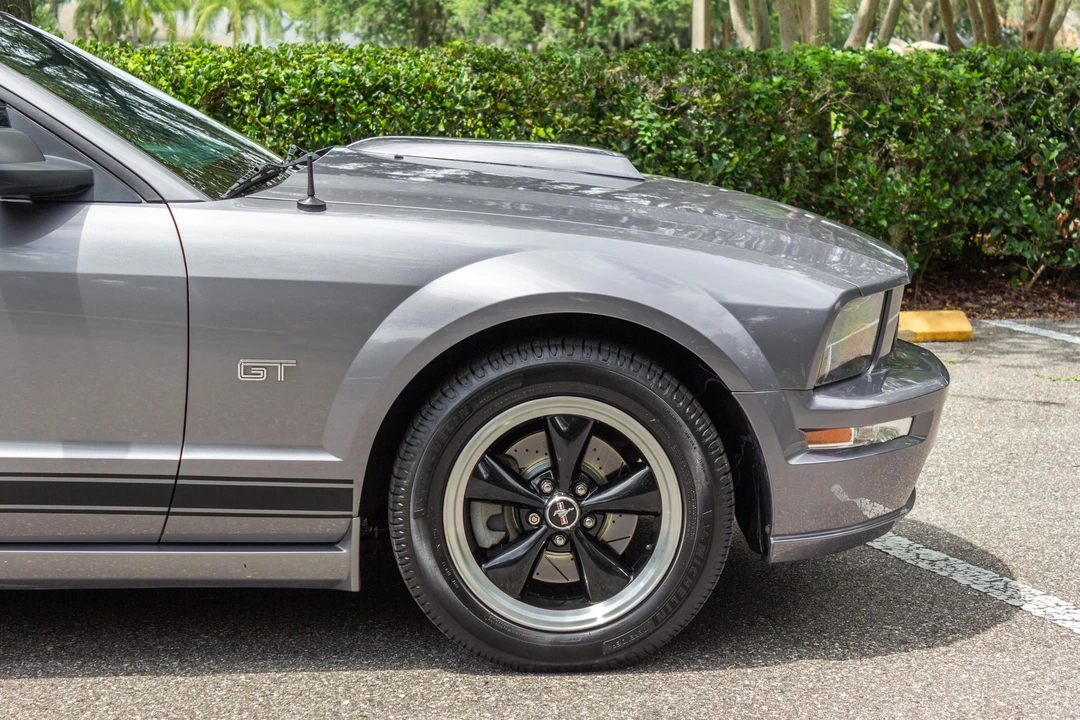 2006 Ford S197 Mustang GT - Image 21 of 31
