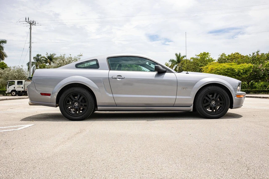 2006 Ford S197 Mustang GT - Image 7 of 31