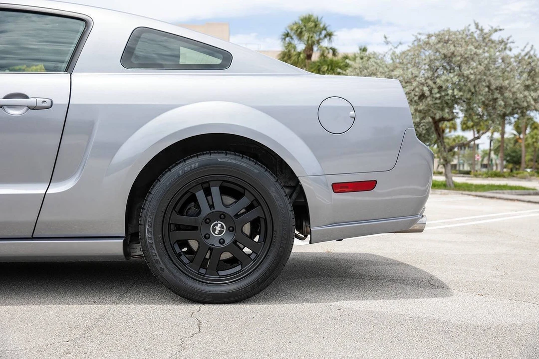2006 Ford S197 Mustang GT - Image 11 of 31