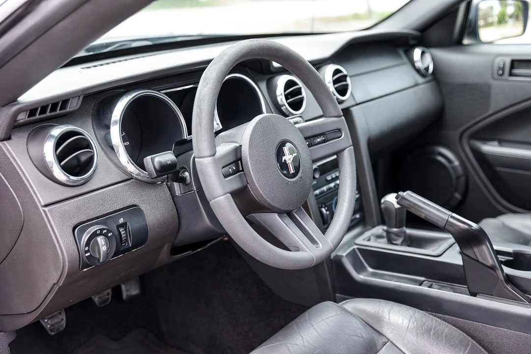 2006 Ford S197 Mustang GT - Image 23 of 31
