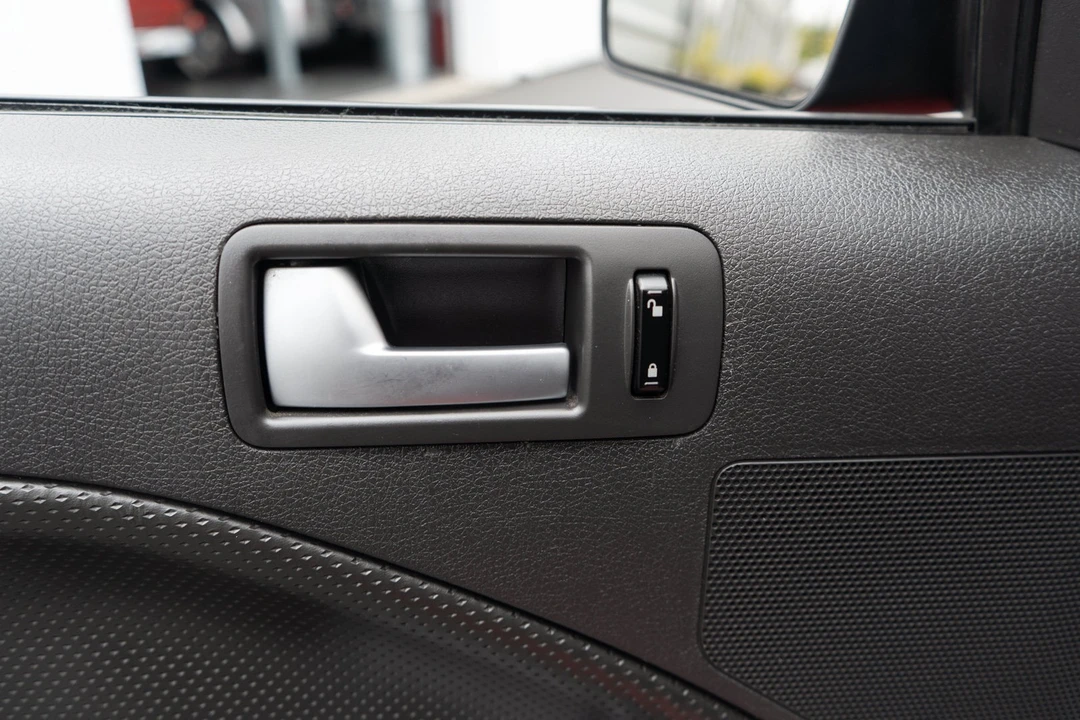 2006 Ford S197 Mustang GT - Image 10 of 31