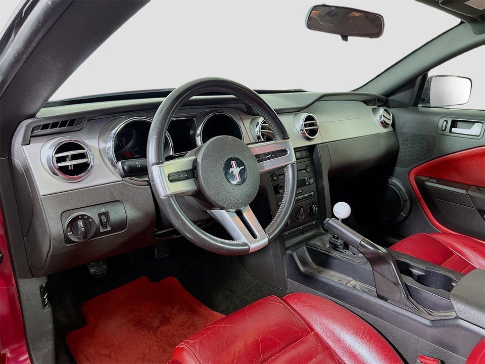2006 Ford S197 Mustang - Image 11 of 12