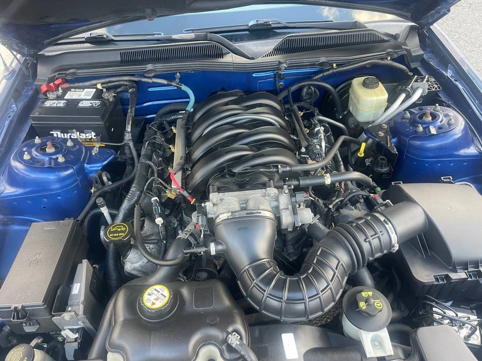 2006 Ford S197 Mustang GT - Image 8 of 19