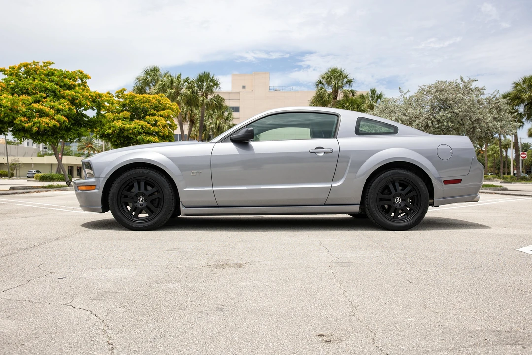2006 Ford S197 Mustang GT - Image 7 of 31