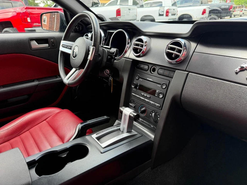 2006 Ford S197 Mustang GT - Image 24 of 31