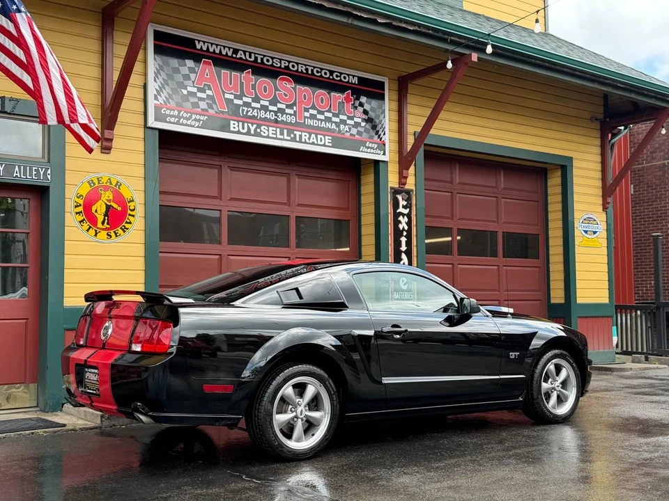 2006 Ford S197 Mustang GT - Image 5 of 31